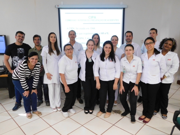 Em foco, alguns dos novos membros da CIPA da Santa Casa de Sertãozinho para o ano 2019/2020. FOTOS: Josiane Cunha